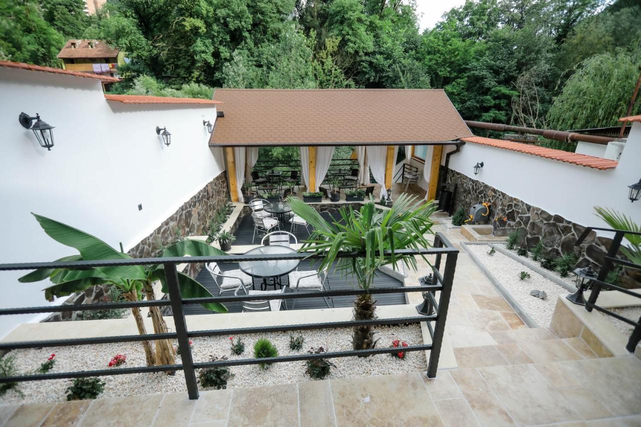 Casa Marica Hotel Baile Herculane Exterior photo